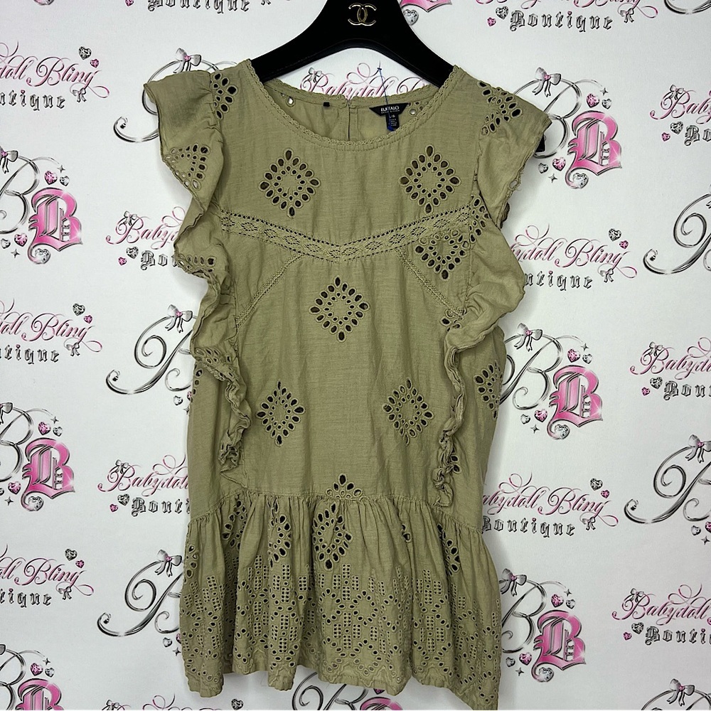 Buffalo crochet boho khaki green tank top ruffle frills Aztec pattern top shirt